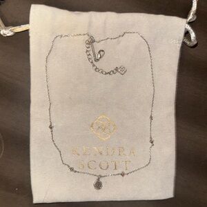 Never worn kendra scott necklace